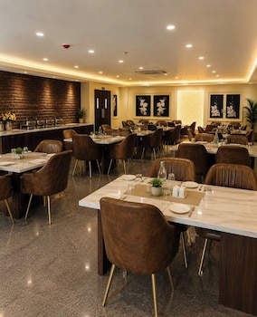lime tree hotels and banquet jal mahal jaipur