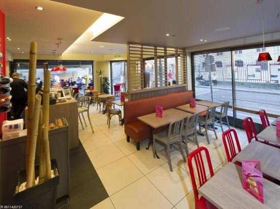 hotel bar brasserie les inities