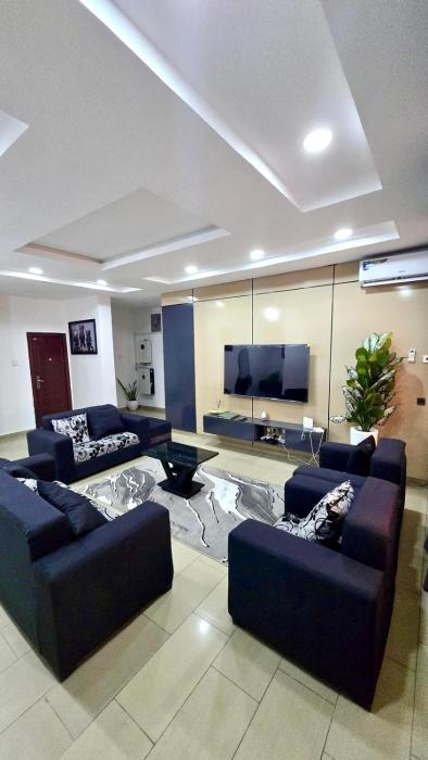 urban gated city suites