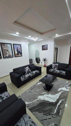 urban gated city suites