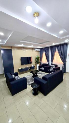 urban gated city suites