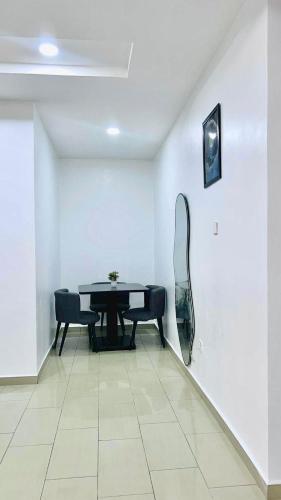 urban gated city suites