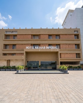 hotel akshar imperial morbi