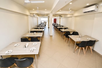 hotel akshar imperial morbi