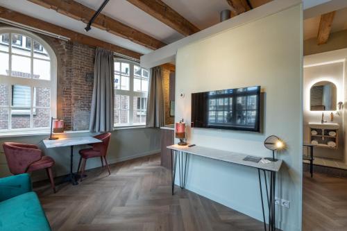 Studio Urbain,,2 star
