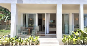 binucot pearl boutique resort
