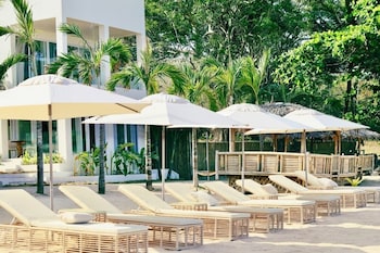 Binucot Pearl Boutique Resort,,3 star