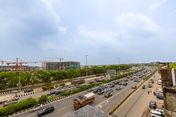 the lohias premium delhi igi airport
