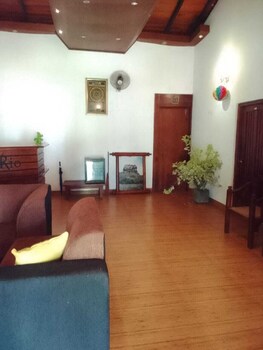 rio lake hotel sigiriya