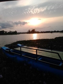 rio lake hotel sigiriya