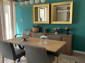 modern executive stay