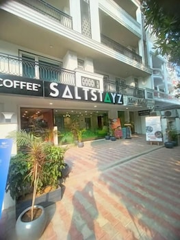 Saltstayz Premier - Sector 28 Faridabad,,3 star