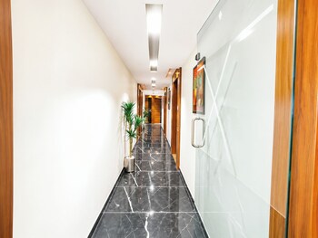 hotel the asiana m ahmedabad