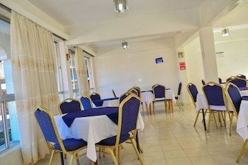 Hotel Tausi,,3 star