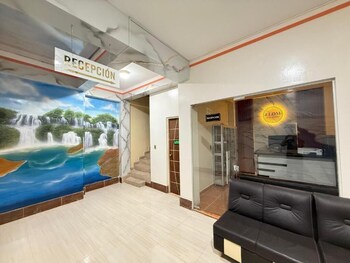 Hotel Elom,,3 star