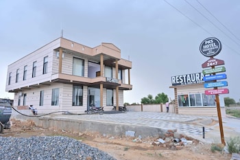 pks hotel and family restaurant