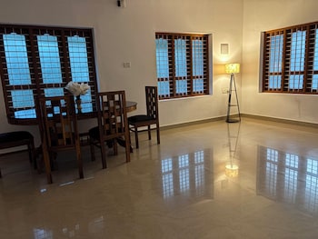 villa lemon garden