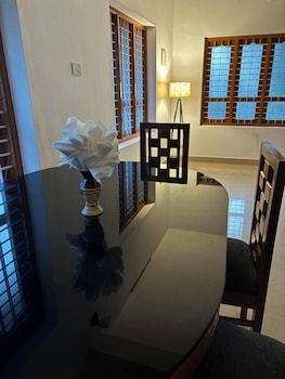 villa lemon garden
