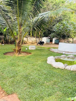villa lemon garden