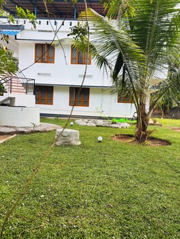 villa lemon garden