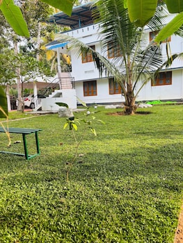 villa lemon garden