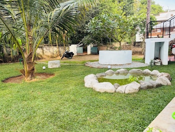 villa lemon garden