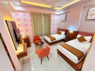 Hotel Mohan Palace,,3 star