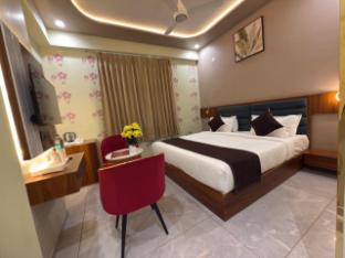 hotel mohan palace
