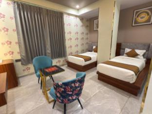 hotel mohan palace