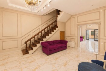 Old Money Boutique Hotel,,3 star
