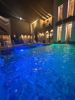 trio chalet 2
