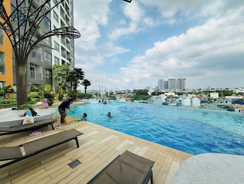 Nice Luxury Apartments The Sun Avenue,,4 star