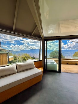 Vista Hotel Medellin,,4 star