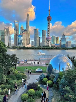 jinglai hotel shanghai yuyuan xintiandi lujiabang road metro