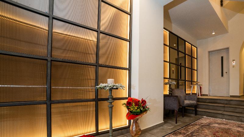Brettania Hotel,Polur Road,2 star