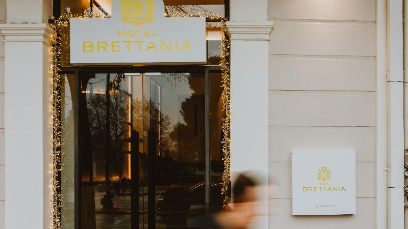 Brettania Hotel,Polur Road,2 star