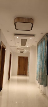Hotel Krishna & Restaurant,,3 star
