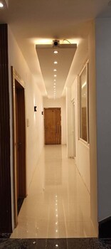 Hotel Krishna & Restaurant,,3 star