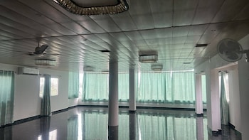 hotel krishna and restaurant