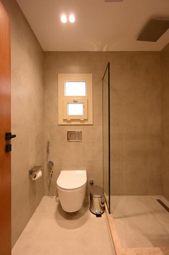 solana sky pool boutique hotel