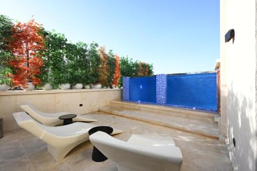 solana sky pool boutique hotel