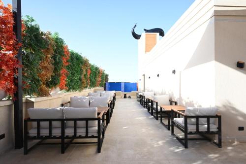 solana sky pool boutique hotel