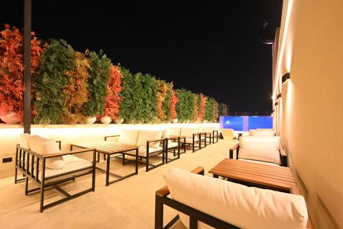 solana sky pool boutique hotel
