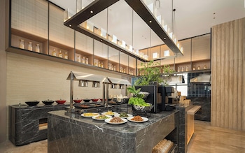mehood lestie hotel qingdao vientiane