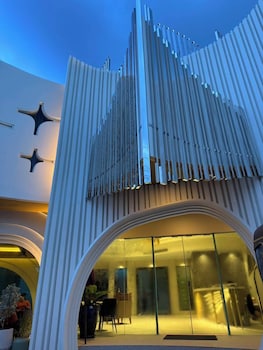 The Rachata Ayothaya,,4 star