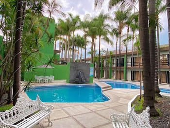 hotel sole plaza guadalajara