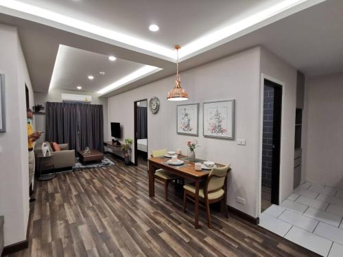 premier luxe hotel