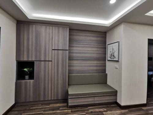 premier luxe hotel