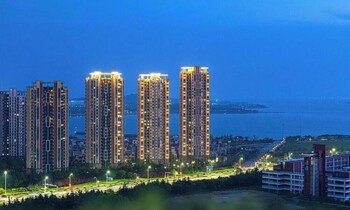 crystal hotel qingdao golden sand beach