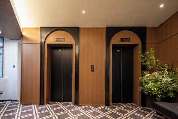 motri hotel futian huaqiang north branch